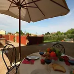 Hébergement de vacances Apartment In Monte Del Lago Near Lake Trasimeno *