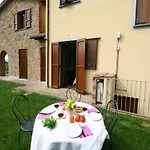 Hébergement de vacances Apartment In Monte Del Lago Near Lake Trasimeno