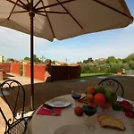 Apartment In Monte Del Lago Near Lake Trasimeno * Monte del Lago
