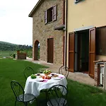 Apartment In Monte Del Lago Near Lake Trasimeno