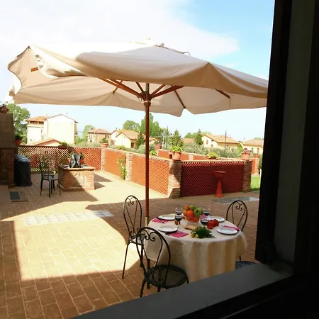 Apartment In Monte Del Lago Near Lake Trasimeno Hébergement de vacances